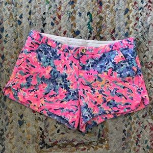 Size 4 Lilly Pulitzer Coco coral crab shorts